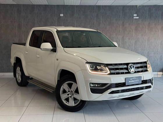 VOLKSWAGEN AMAROK 2.0 HIGHLINE 4X4 CD 16V TURBO INTERCOOLER DIESEL 4P AUTOMÁTICO VOLKSWAGEN AMAROK 2.0 HIGHLINE 4X4 CD 16V TURBO INTERCOOLER DIESEL 4P AUTOMÁTICO
